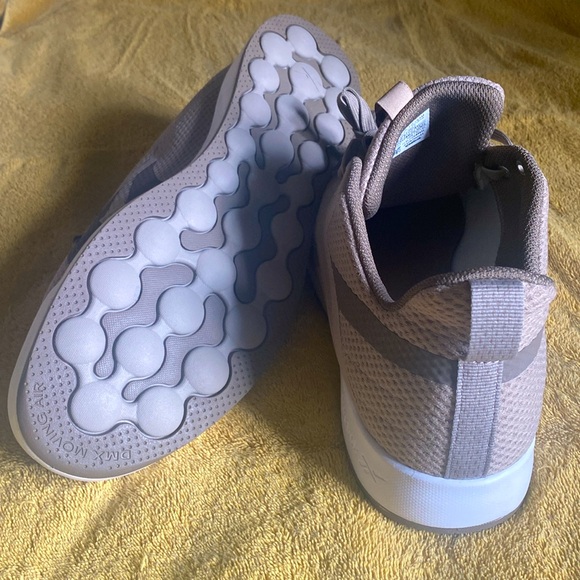 NWoTs Reebok DMX Moving Air MemoryTech LT Sneakers - Picture 3 of 8